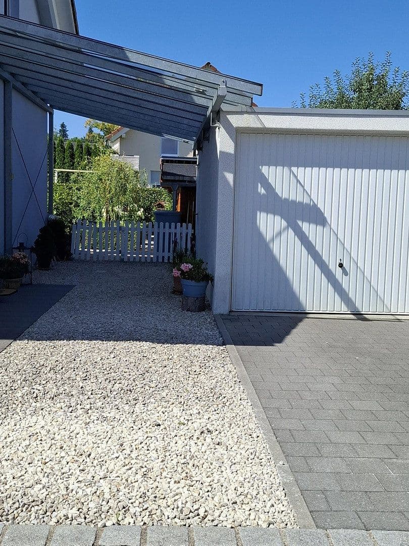 Prodej domu 119 m², pozemek 508 m², Denklingen, Bavorsko Prodej domu 119 m², pozemek 508 m², Denklingen, Bavorsko