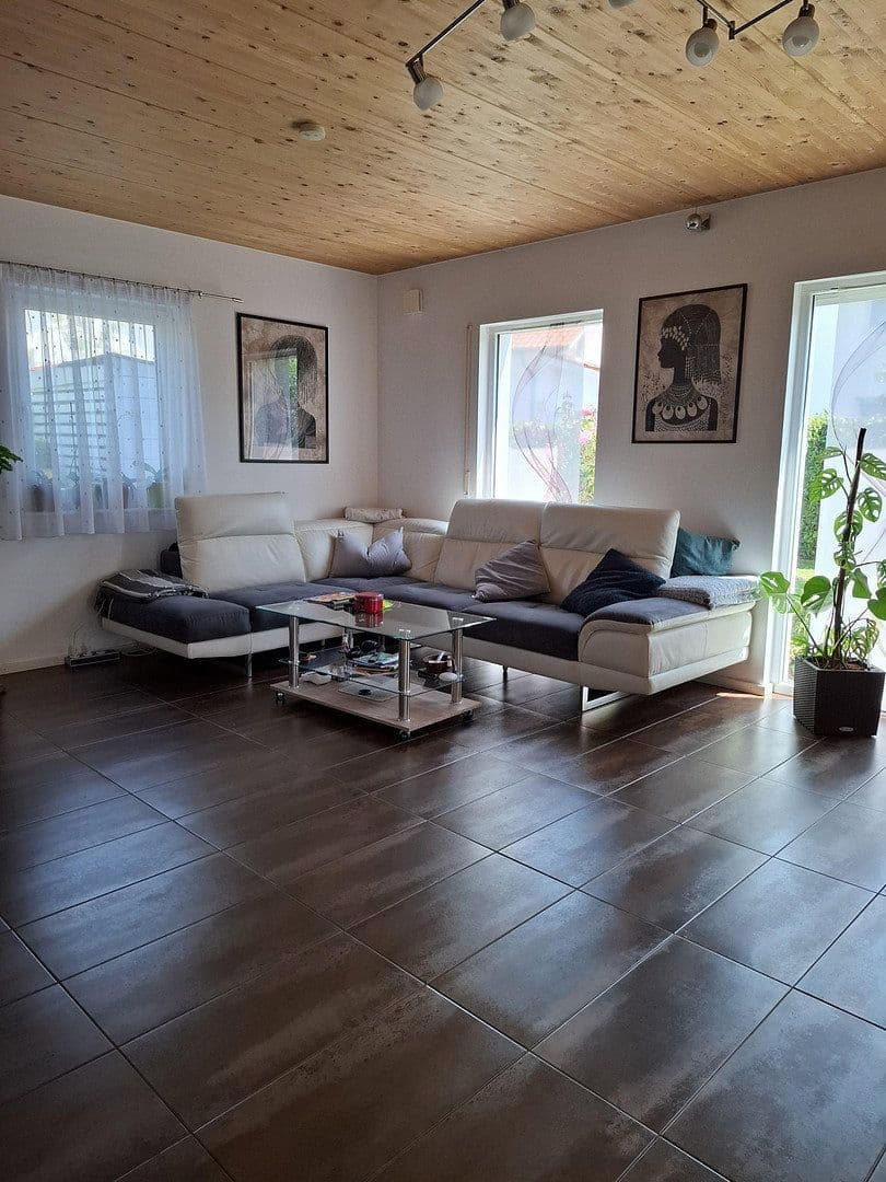 Prodej domu 119 m², pozemek 508 m², Denklingen, Bavorsko Prodej domu 119 m², pozemek 508 m², Denklingen, Bavorsko