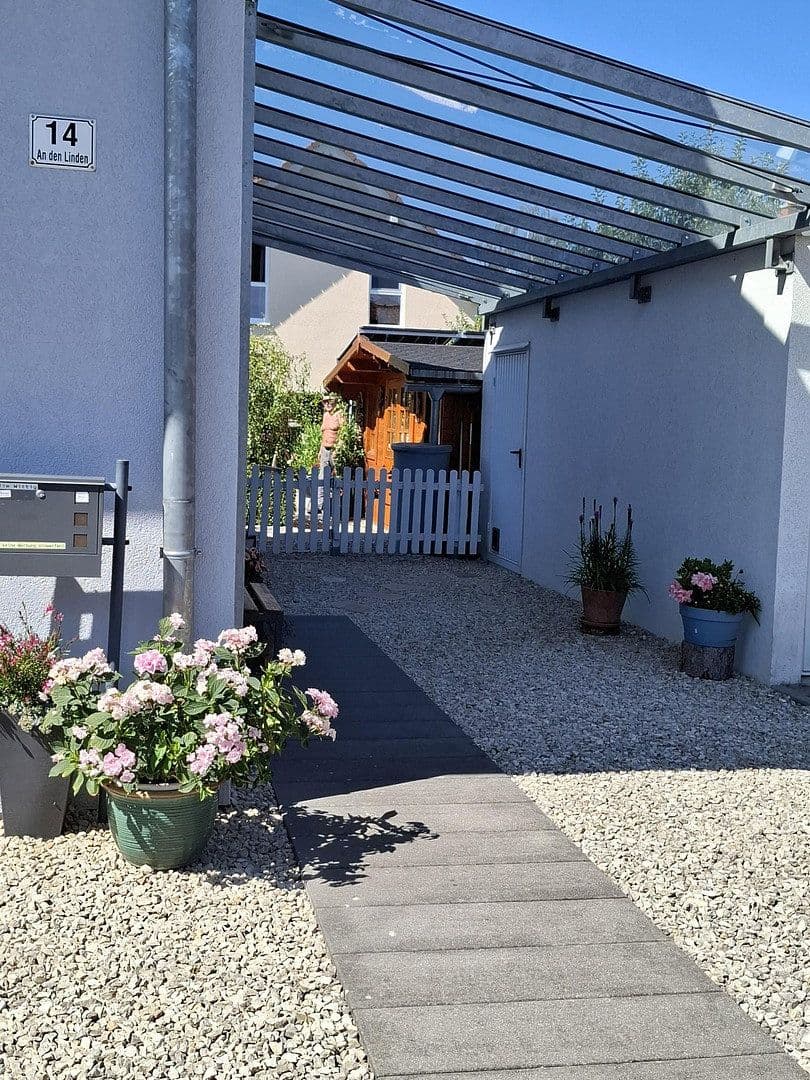 Prodej domu 119 m², pozemek 508 m², Denklingen, Bavorsko Prodej domu 119 m², pozemek 508 m², Denklingen, Bavorsko