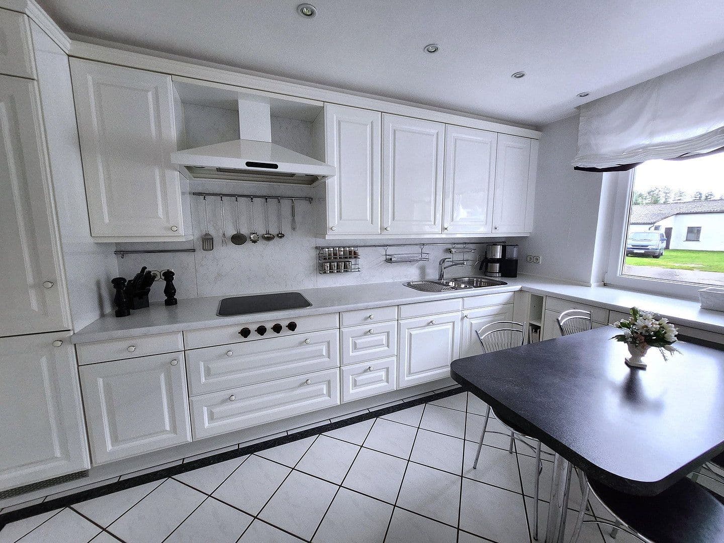 Prodej domu 350 m², pozemek 1.600 m², Achterstraße 2, Koserow, Mecklenburg-Vorpommern Prodej domu 350 m², pozemek 1.600 m², Achterstraße 2, Koserow, Mecklenburg-Vorpommern