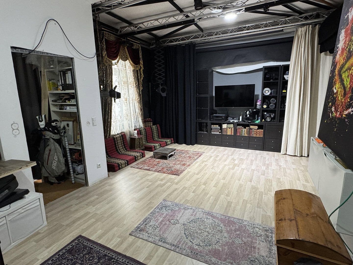 Prodej bytu 3+1 77 m², Zobeltitzstraße 80, Berlin, Berlín Prodej bytu 3+1 77 m², Zobeltitzstraße 80, Berlin, Berlín
