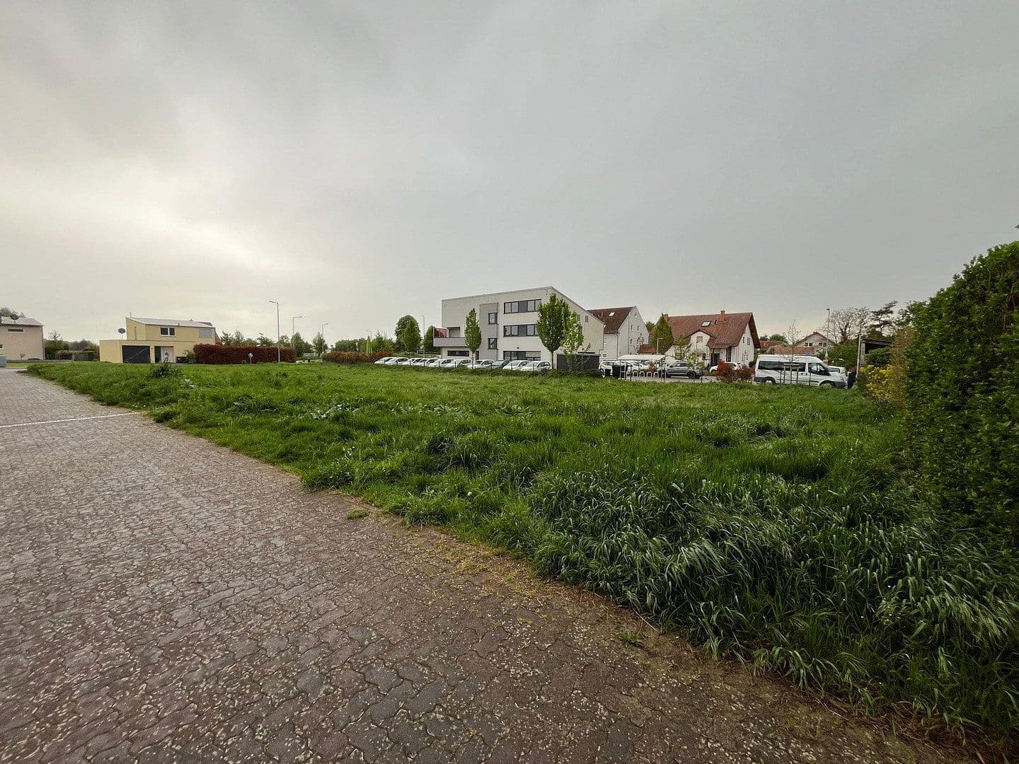 Prodej pozemku 481 m², Hochdorf-Assenheim, Porýní-Falc Prodej pozemku 481 m², Hochdorf-Assenheim, Porýní-Falc