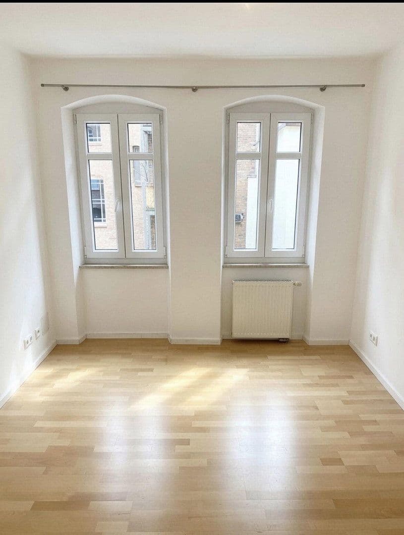 Pronájem bytu 2+1 48 m², Reichstr. 0, Nürnberg, Bavorsko Pronájem bytu 2+1 48 m², Reichstr. 0, Nürnberg, Bavorsko