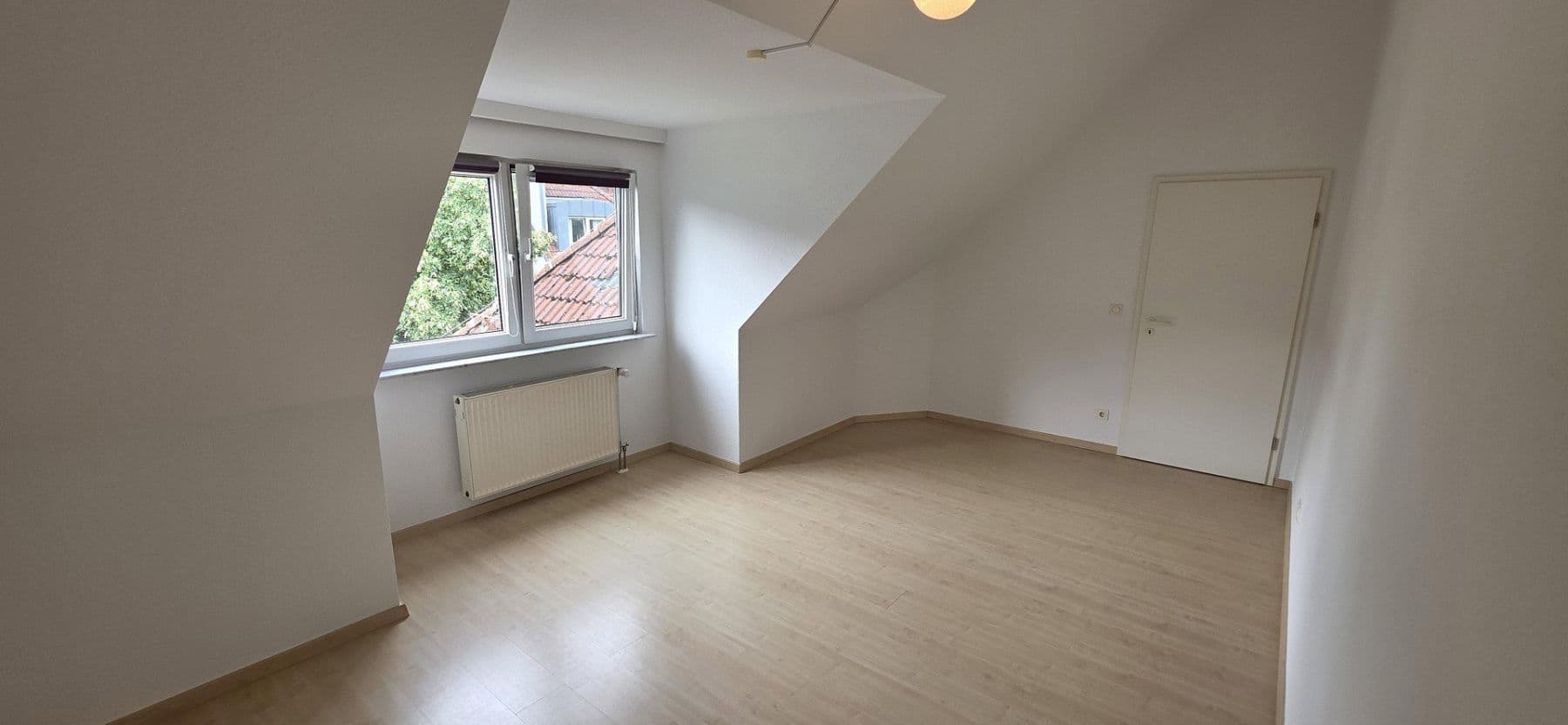 Prodej bytu 4+1 110 m², Am Sportplatz 2, Hoppegarten, Braniborsko Prodej bytu 4+1 110 m², Am Sportplatz 2, Hoppegarten, Braniborsko