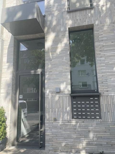 Pronájem bytu 1+1 31 m², Ulmenstraße 83, Düsseldorf, Severní Porýní-Vestfálsko Pronájem bytu 1+1 31 m², Ulmenstraße 83, Düsseldorf, Severní Porýní-Vestfálsko