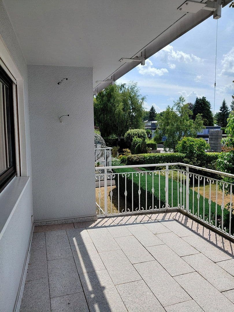 Prodej bytu 2+1 71 m², Bad Homburg vor der Höhe, Hessen Prodej bytu 2+1 71 m², Bad Homburg vor der Höhe, Hessen