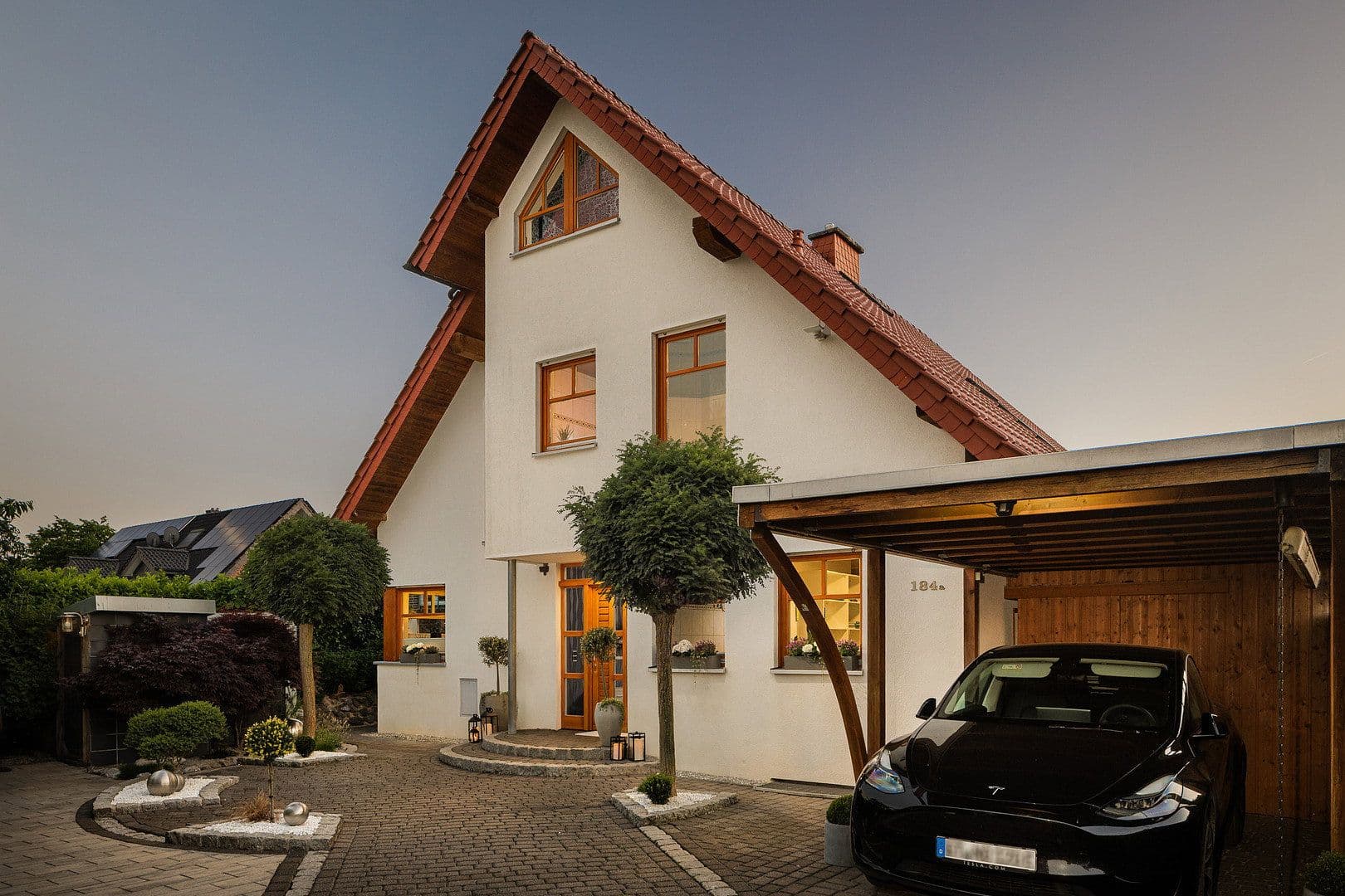 Prodej domu 170 m², pozemek 640 m², Gütersloh, Severní Porýní-Vestfálsko Prodej domu 170 m², pozemek 640 m², Gütersloh, Severní Porýní-Vestfálsko