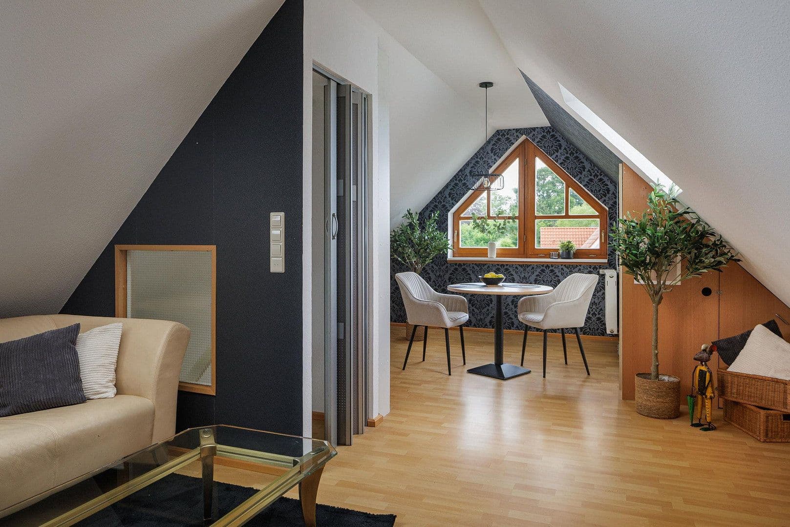 Prodej domu 170 m², pozemek 640 m², Gütersloh, Severní Porýní-Vestfálsko Prodej domu 170 m², pozemek 640 m², Gütersloh, Severní Porýní-Vestfálsko