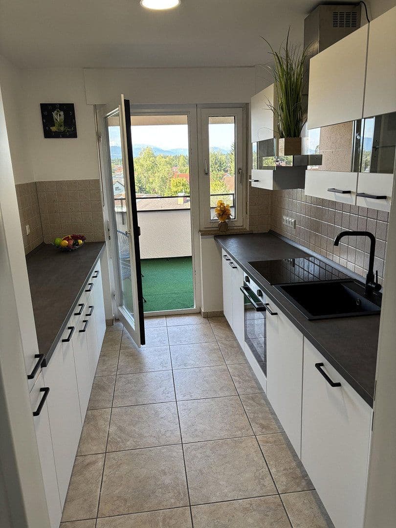 Prodej bytu 3+1 86 m², Johannisplatz 2, Geretsried, Bavorsko Prodej bytu 3+1 86 m², Johannisplatz 2, Geretsried, Bavorsko
