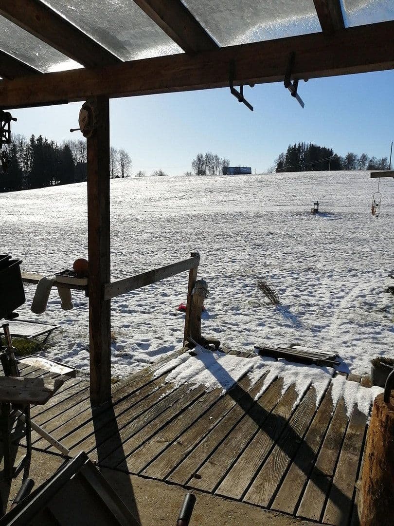Prodej domu 142 m², pozemek 1.780 m², Hauptstr 66, Walkertshofen, Bavorsko Prodej domu 142 m², pozemek 1.780 m², Hauptstr 66, Walkertshofen, Bavorsko