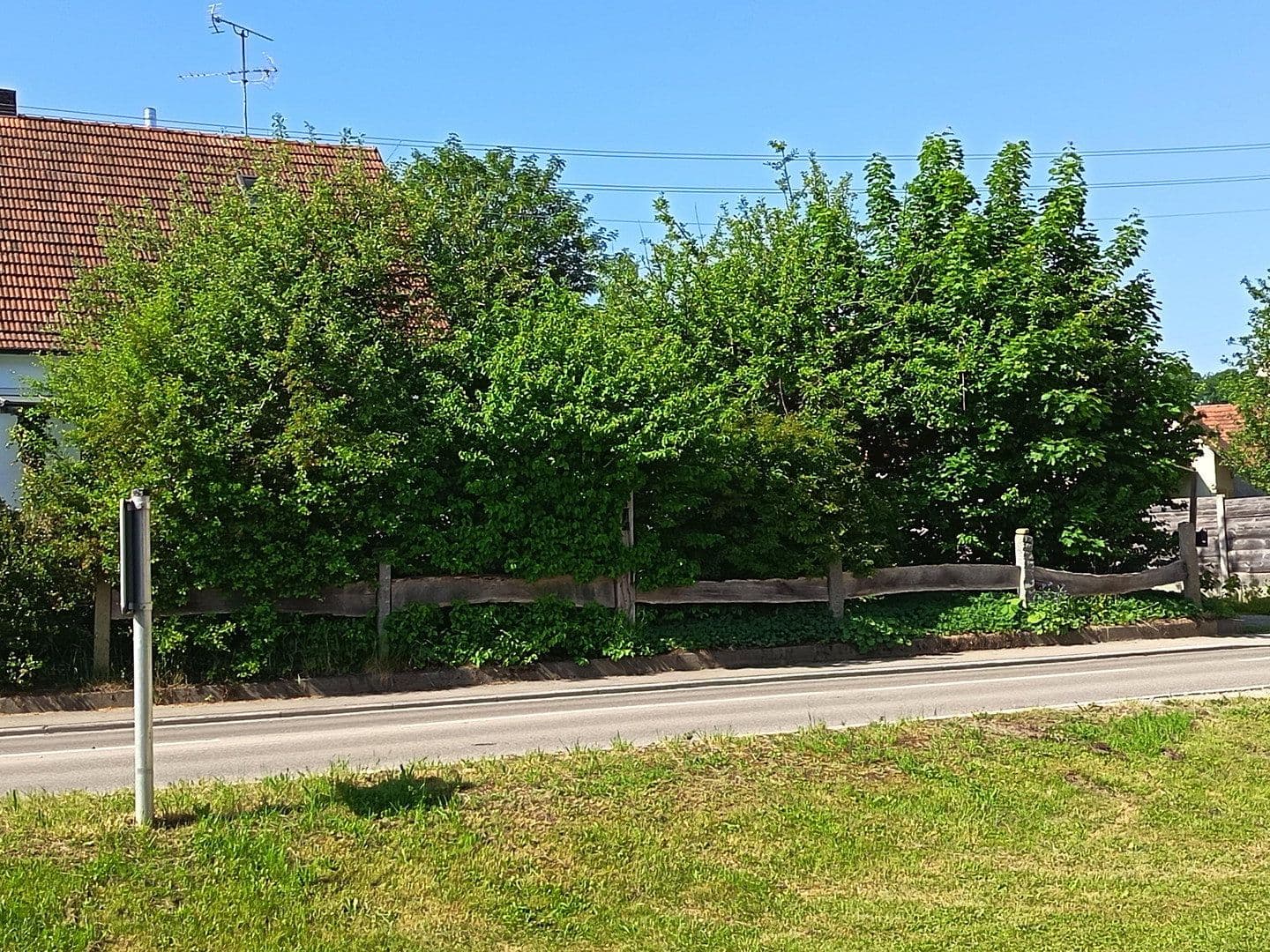 Prodej domu 142 m², pozemek 1.780 m², Hauptstr 66, Walkertshofen, Bavorsko Prodej domu 142 m², pozemek 1.780 m², Hauptstr 66, Walkertshofen, Bavorsko