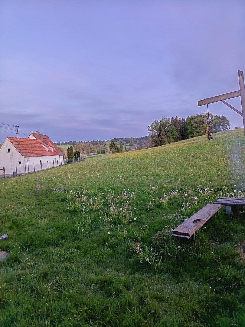 Prodej domu 142 m², pozemek 1.780 m², Hauptstr 66, Walkertshofen, Bavorsko Prodej domu 142 m², pozemek 1.780 m², Hauptstr 66, Walkertshofen, Bavorsko