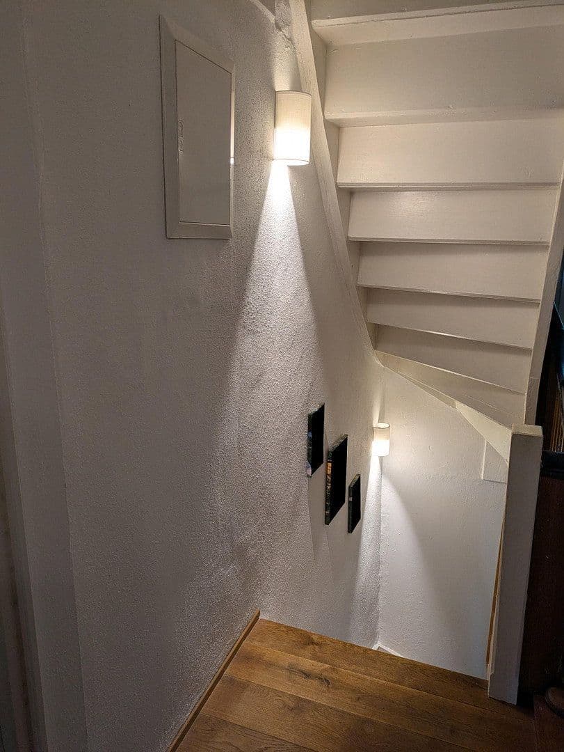 Prodej domu 191 m², pozemek 1.369 m², Wiehl, Severní Porýní-Vestfálsko Prodej domu 191 m², pozemek 1.369 m², Wiehl, Severní Porýní-Vestfálsko