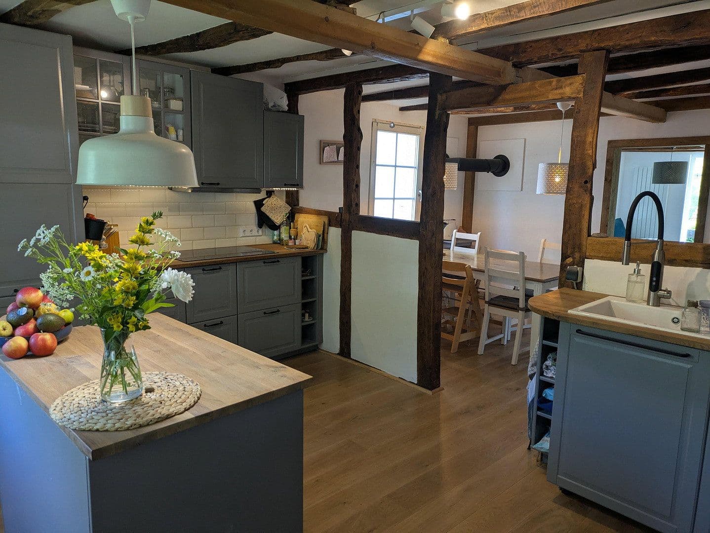 Prodej domu 191 m², pozemek 1.369 m², Wiehl, Severní Porýní-Vestfálsko Prodej domu 191 m², pozemek 1.369 m², Wiehl, Severní Porýní-Vestfálsko