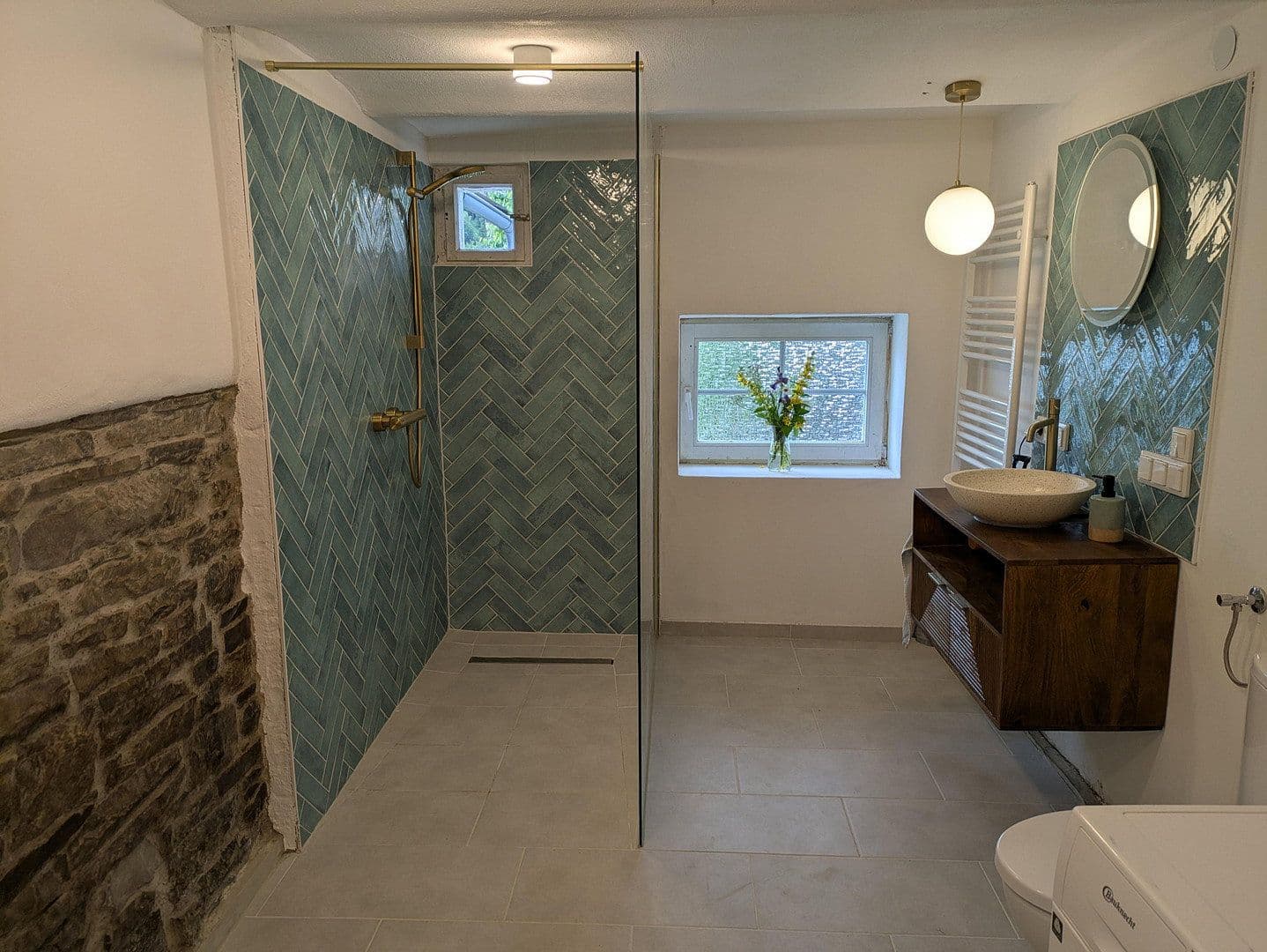 Prodej domu 191 m², pozemek 1.369 m², Wiehl, Severní Porýní-Vestfálsko Prodej domu 191 m², pozemek 1.369 m², Wiehl, Severní Porýní-Vestfálsko
