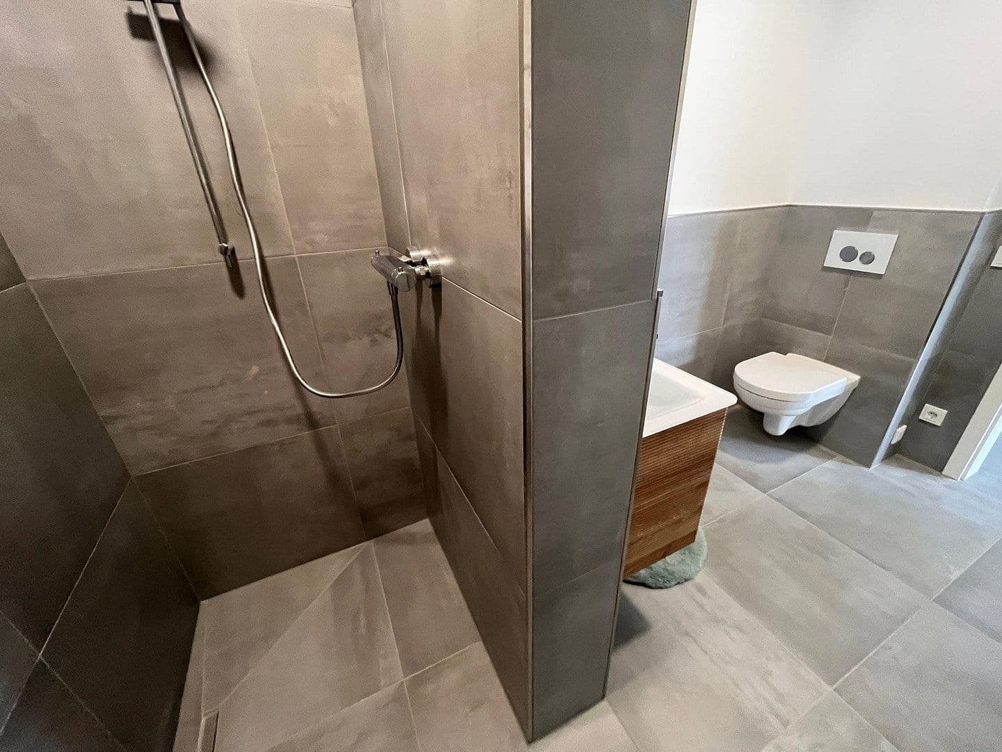 Prodej bytu 3+kk 103 m², Meisenweg 8, Röttenbach, Bavorsko Prodej bytu 3+kk 103 m², Meisenweg 8, Röttenbach, Bavorsko
