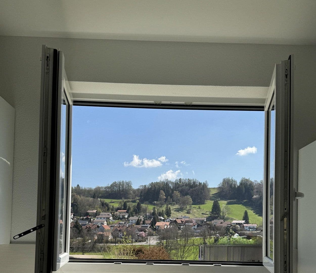 Prodej domu 167 m², pozemek 818 m², Ronsberg, Bavorsko Prodej domu 167 m², pozemek 818 m², Ronsberg, Bavorsko