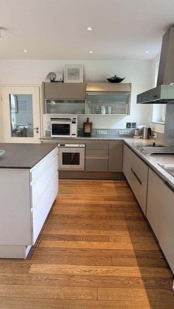 Prodej domu 215 m², pozemek 1.423 m², Kleinmachnow, Braniborsko Prodej domu 215 m², pozemek 1.423 m², Kleinmachnow, Braniborsko