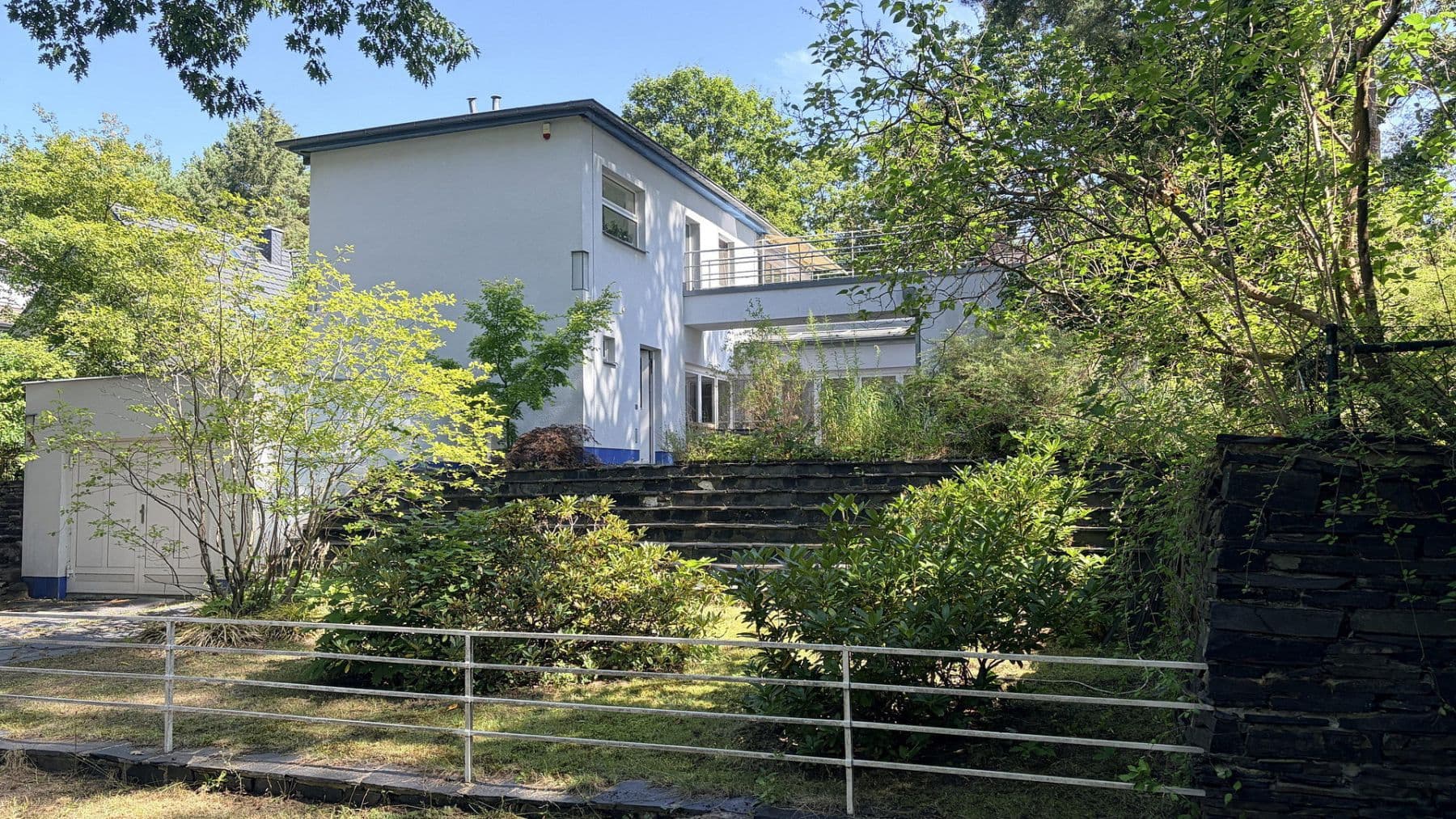 Prodej domu 215 m², pozemek 1.423 m², Kleinmachnow, Braniborsko Prodej domu 215 m², pozemek 1.423 m², Kleinmachnow, Braniborsko