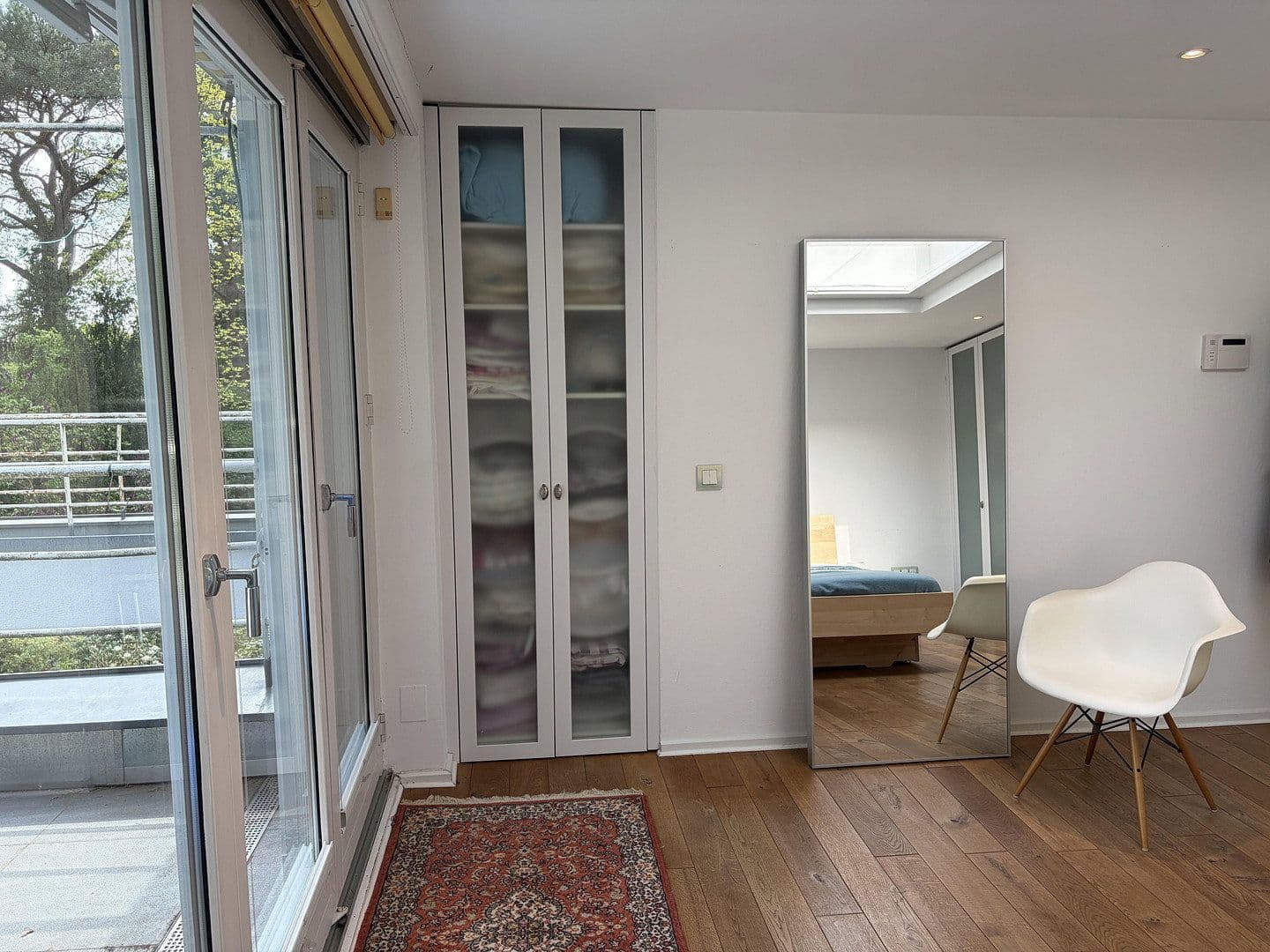 Prodej domu 215 m², pozemek 1.423 m², Kleinmachnow, Braniborsko Prodej domu 215 m², pozemek 1.423 m², Kleinmachnow, Braniborsko
