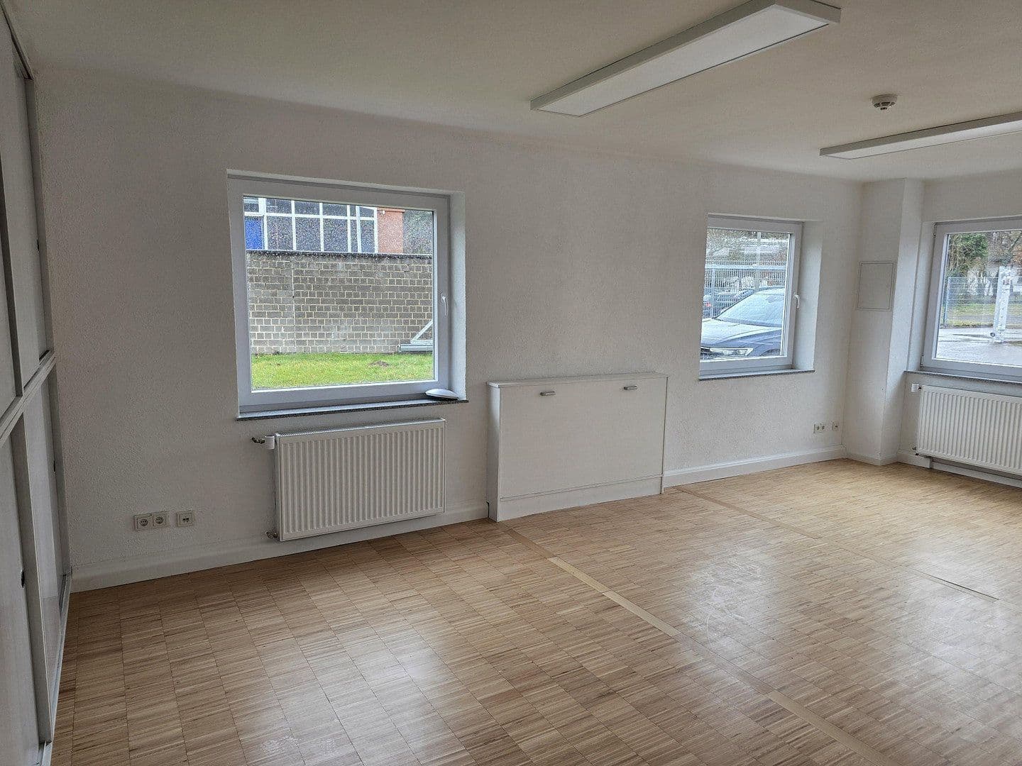 Pronájem kanceláře 49 m², Im Gewerbegebiet 11, Sankt Ingbert, Země Sársko Pronájem kanceláře 49 m², Im Gewerbegebiet 11, Sankt Ingbert, Země Sársko