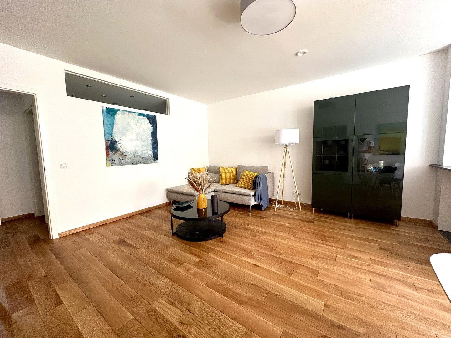 Pronájem bytu 3+1 81 m², Kleiststr. 38A, Berlin, Berlín Pronájem bytu 3+1 81 m², Kleiststr. 38A, Berlin, Berlín