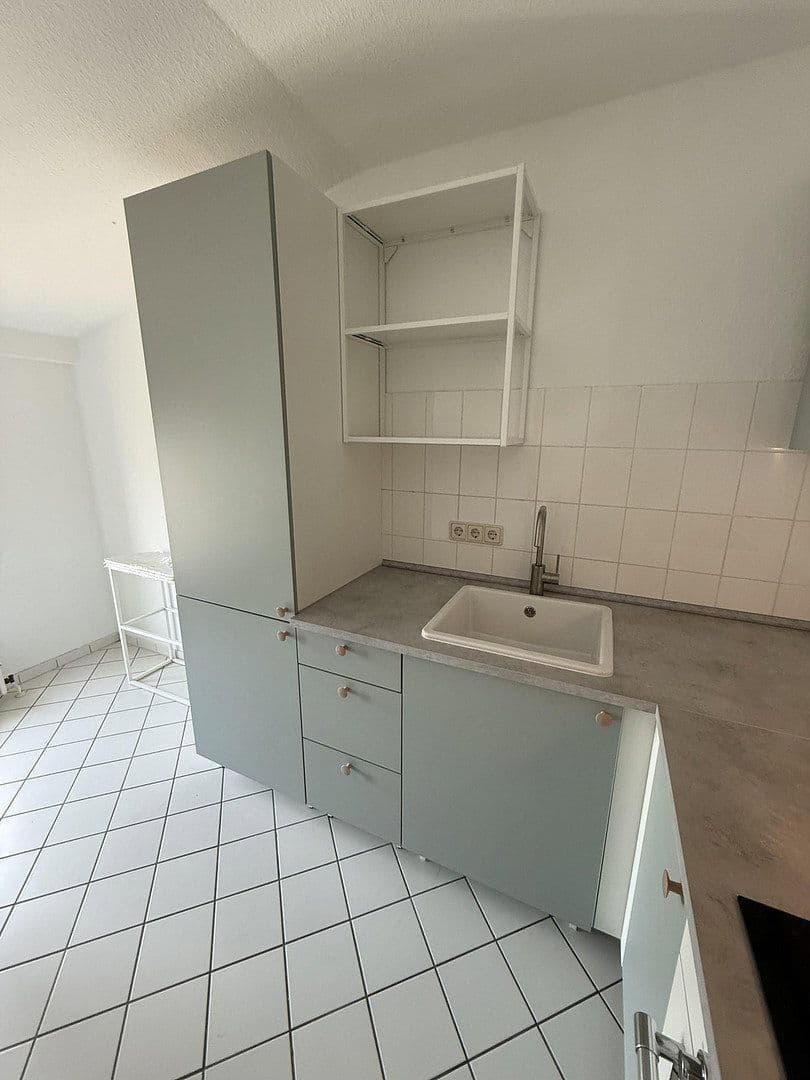 Pronájem bytu 1+1 40 m², Fritz-Reuter-Straße 11, Schwerin, Mecklenburg-Vorpommern Pronájem bytu 1+1 40 m², Fritz-Reuter-Straße 11, Schwerin, Mecklenburg-Vorpommern