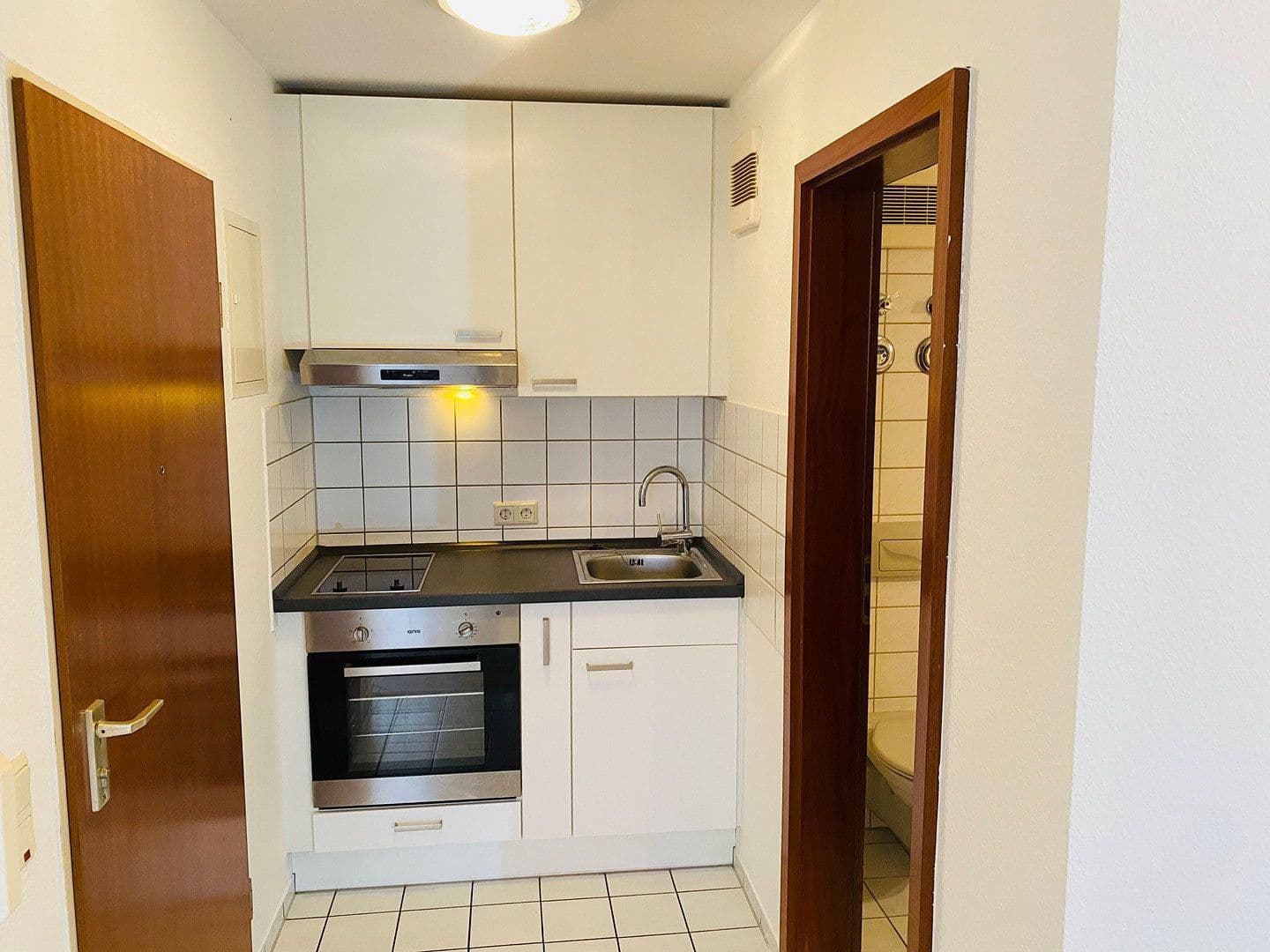 Pronájem bytu 1+1 28 m², Filderstadt, Bádensko-Württembersko Pronájem bytu 1+1 28 m², Filderstadt, Bádensko-Württembersko