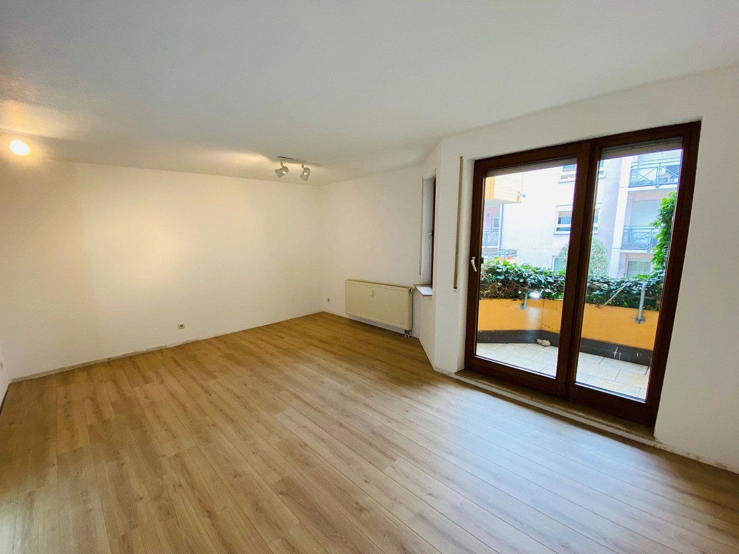 Pronájem bytu 1+1 28 m², Filderstadt, Bádensko-Württembersko Pronájem bytu 1+1 28 m², Filderstadt, Bádensko-Württembersko