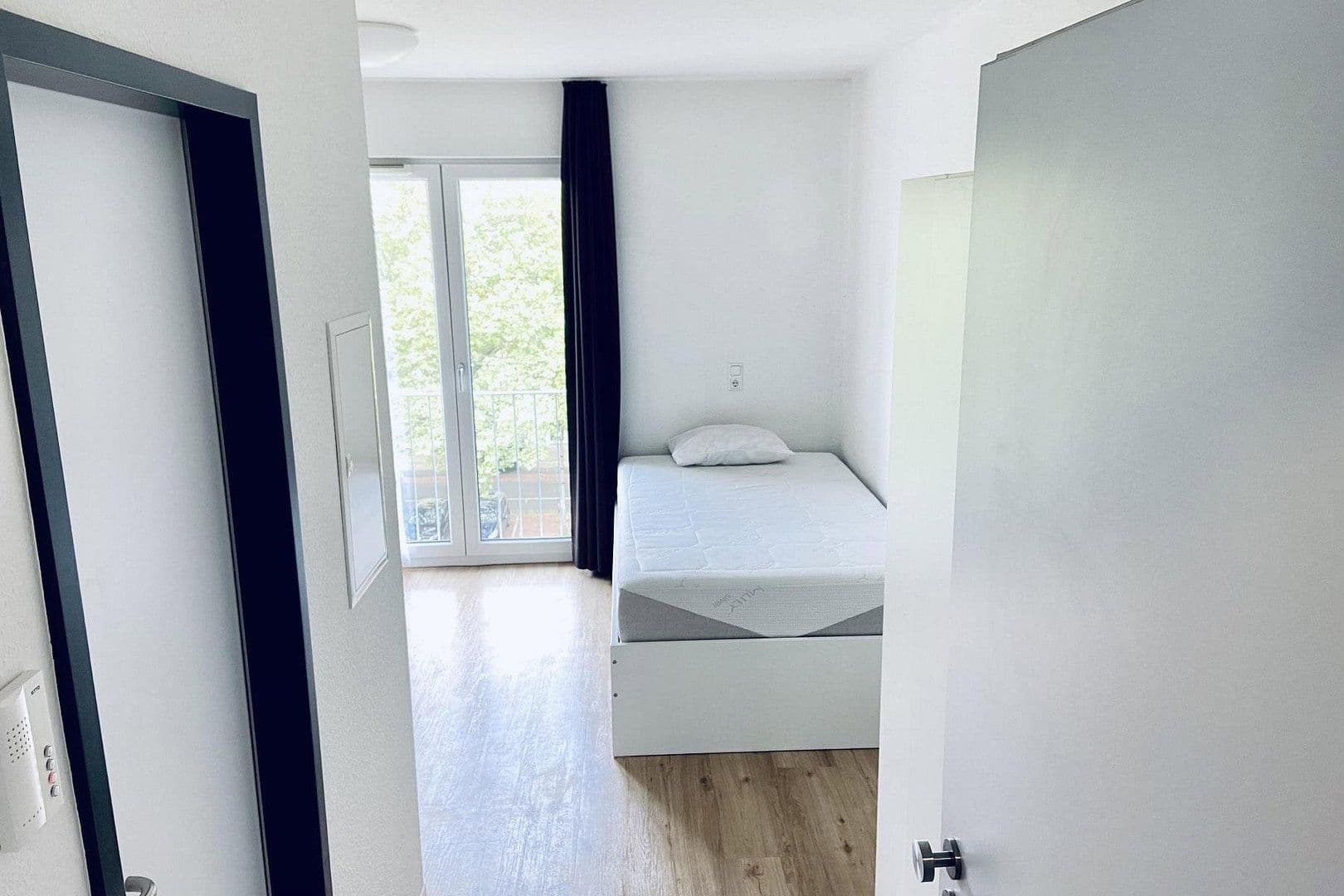 Pronájem bytu 1+1 23 m², Wilhelmstraße 74, Braunschweig, Dolní Sasko Pronájem bytu 1+1 23 m², Wilhelmstraße 74, Braunschweig, Dolní Sasko