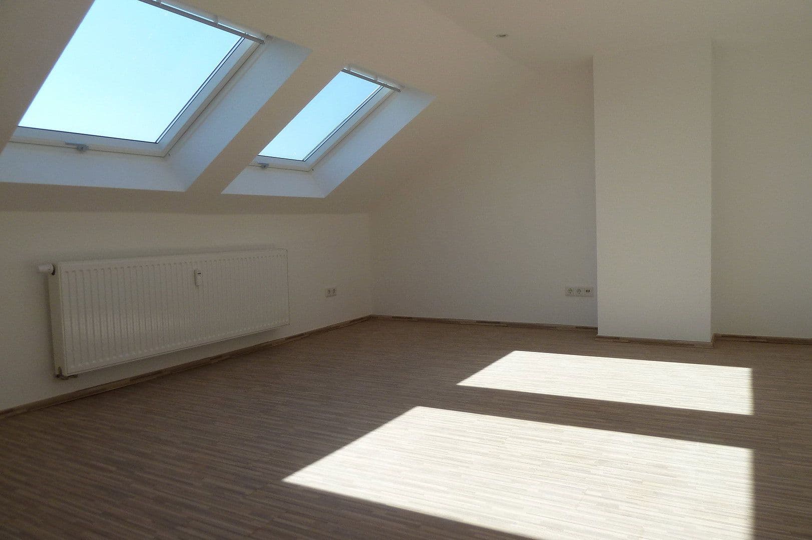 Pronájem bytu 2+1 37 m², Viktorstraße 10, Wuppertal, Severní Porýní-Vestfálsko Pronájem bytu 2+1 37 m², Viktorstraße 10, Wuppertal, Severní Porýní-Vestfálsko