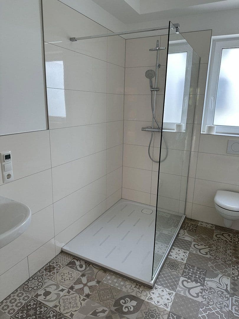 Pronájem bytu 3+1 90 m², Neuwied, Porýní-Falc Pronájem bytu 3+1 90 m², Neuwied, Porýní-Falc