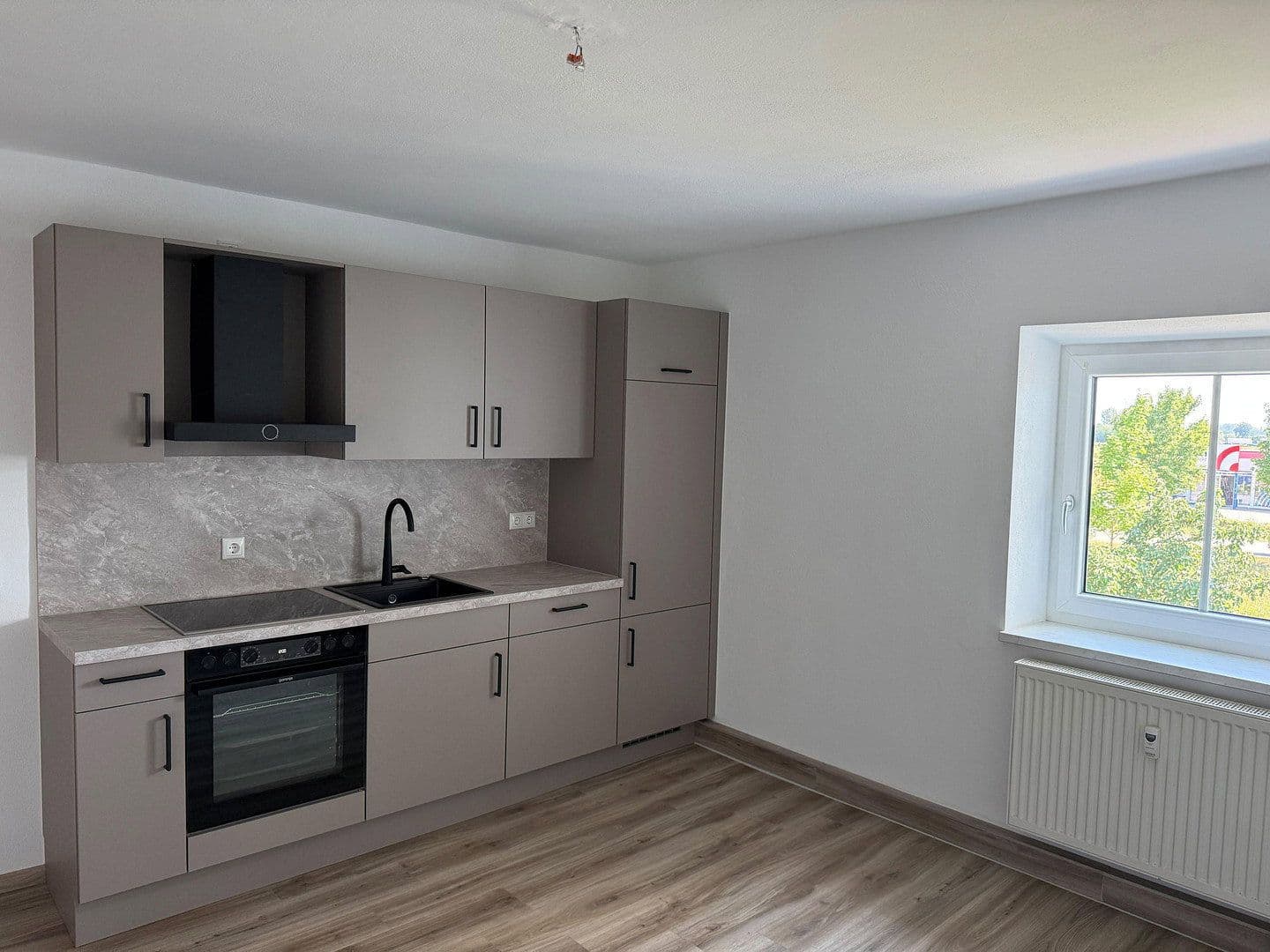 Pronájem bytu 1+kk 49 m², Siedlung 17 und 18, Deggendorf, Bavorsko Pronájem bytu 1+kk 49 m², Siedlung 17 und 18, Deggendorf, Bavorsko
