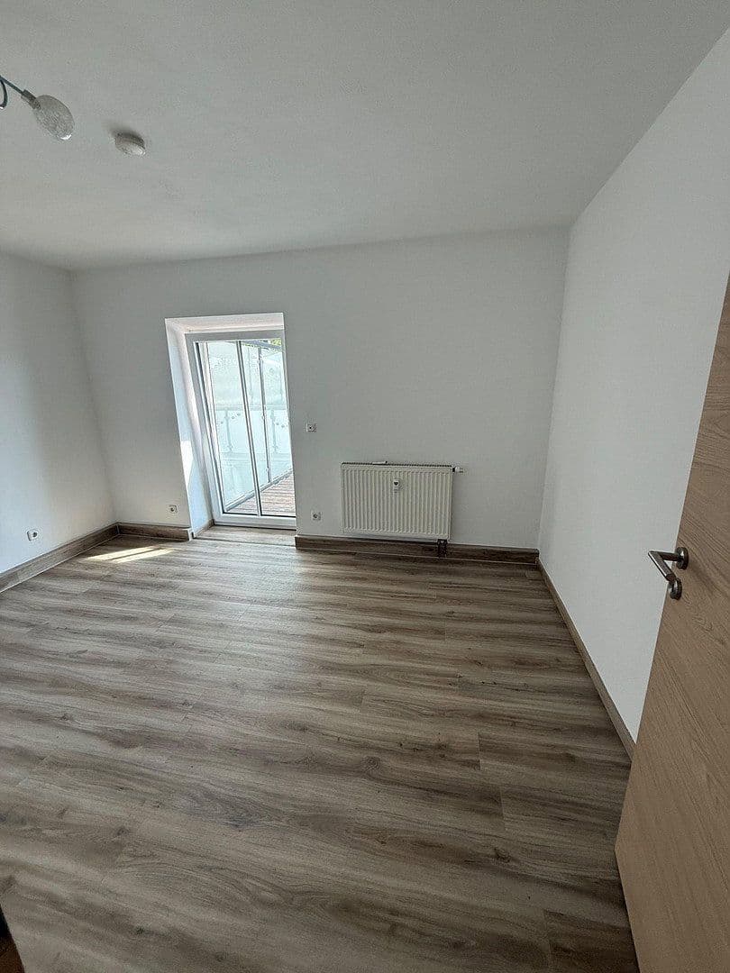 Pronájem bytu 1+kk 49 m², Siedlung 17 und 18, Deggendorf, Bavorsko Pronájem bytu 1+kk 49 m², Siedlung 17 und 18, Deggendorf, Bavorsko