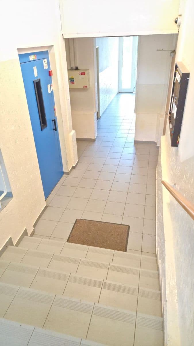 Prodej bytu 2+kk 40 m², Zdiměřická, Praha, Praha Prodej bytu 2+kk 40 m², Zdiměřická, Praha, Praha