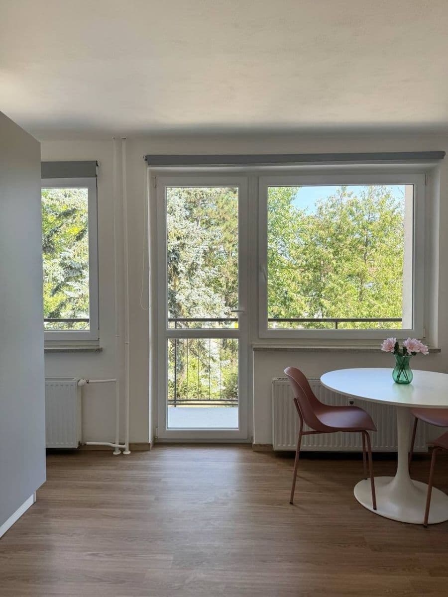 Pronájem bytu 1+kk 33 m², Pod Třebešínem, Praha, Praha Pronájem bytu 1+kk 33 m², Pod Třebešínem, Praha, Praha