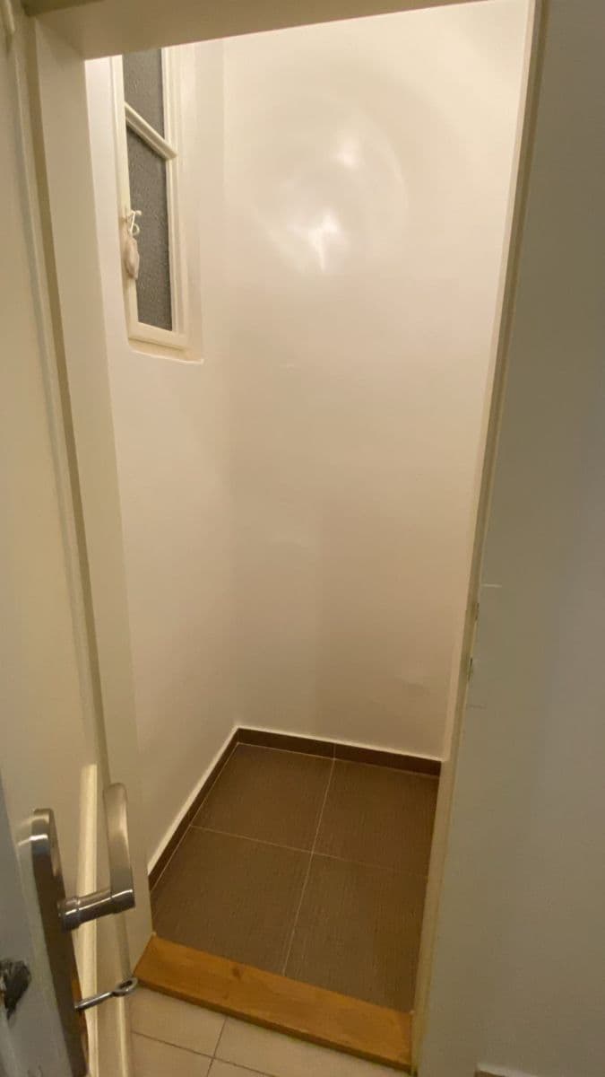 Pronájem bytu 2+kk 55 m², Národní obrany, Praha, Praha Pronájem bytu 2+kk 55 m², Národní obrany, Praha, Praha