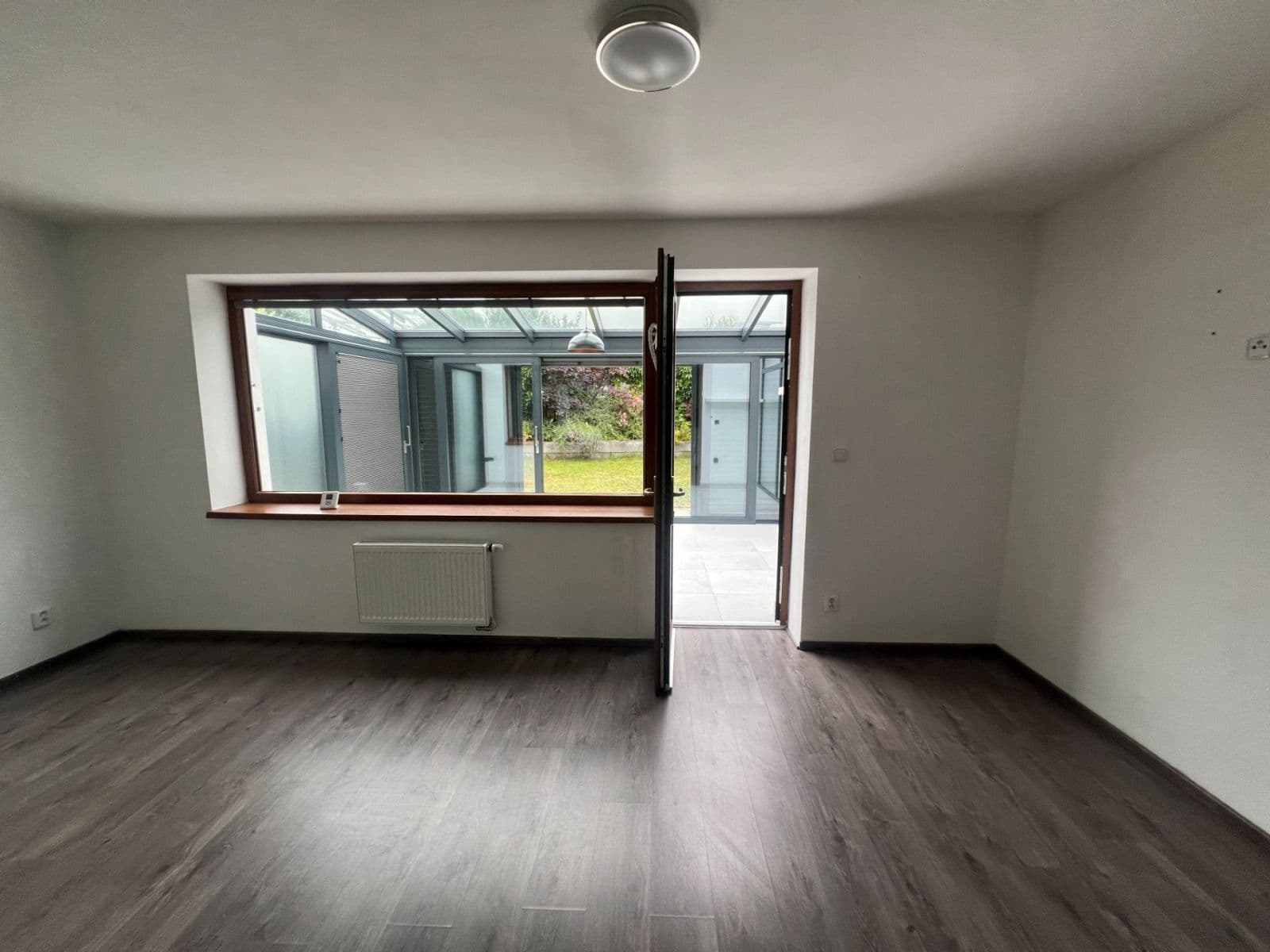 Pronájem bytu 2+kk 50 m², V Edenu, Mníšek pod Brdy, Středočeský kraj Pronájem bytu 2+kk 50 m², V Edenu, Mníšek pod Brdy, Středočeský kraj