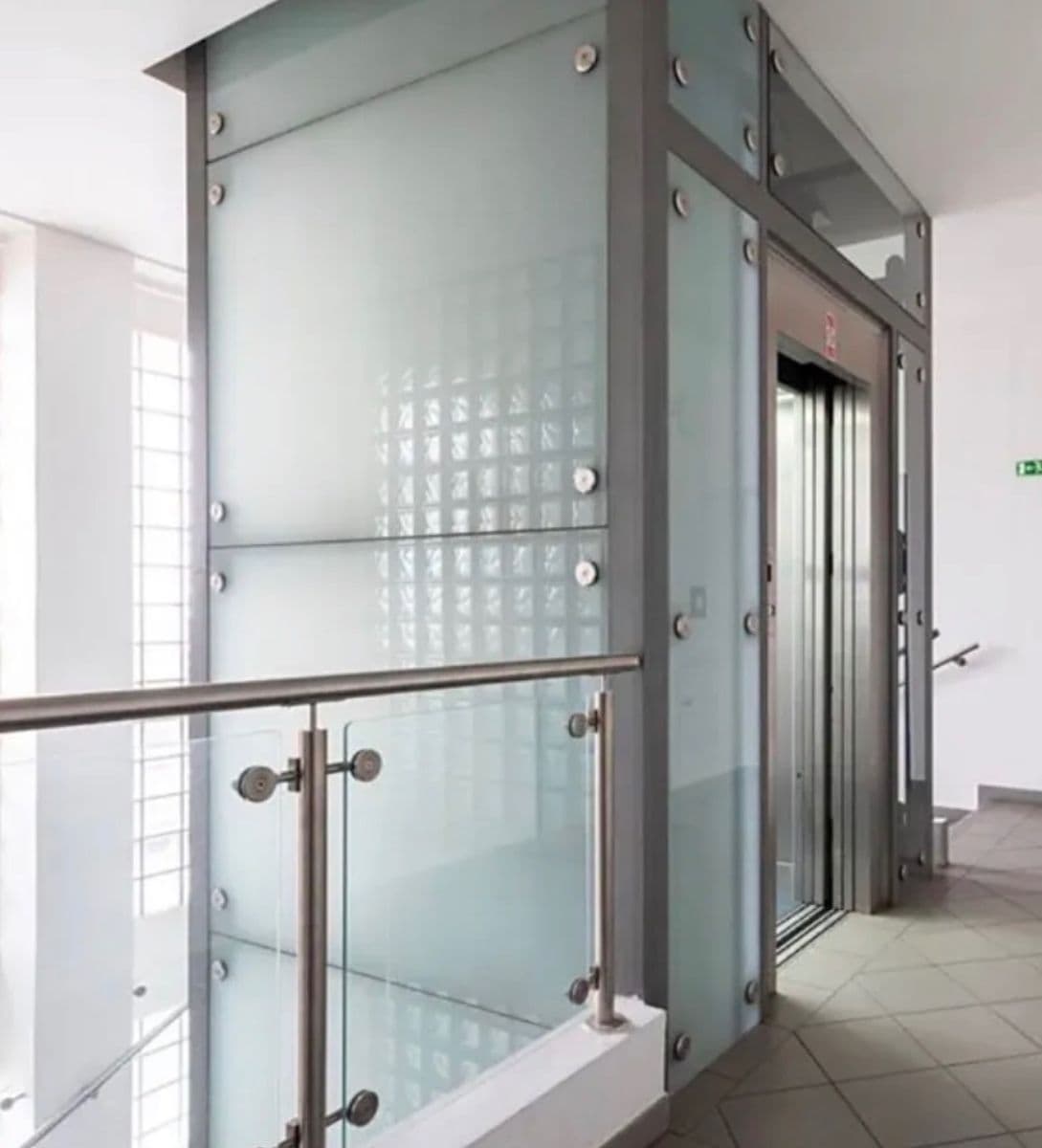 Prodej bytu 2+kk 53 m², Českomoravská, Praha, Praha Prodej bytu 2+kk 53 m², Českomoravská, Praha, Praha