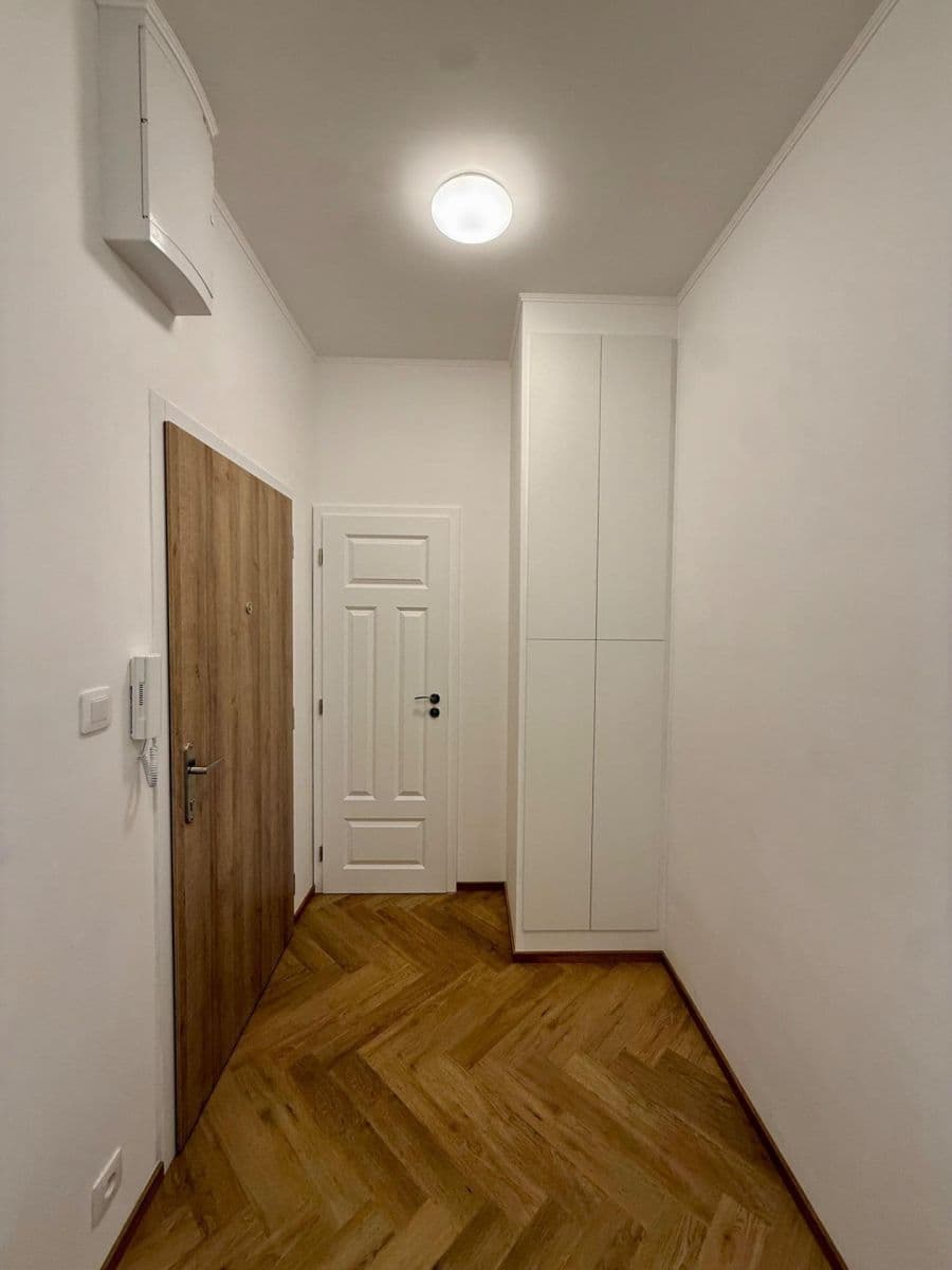 Pronájem bytu 3+kk 61 m², Žerotínova, Praha, Praha Pronájem bytu 3+kk 61 m², Žerotínova, Praha, Praha