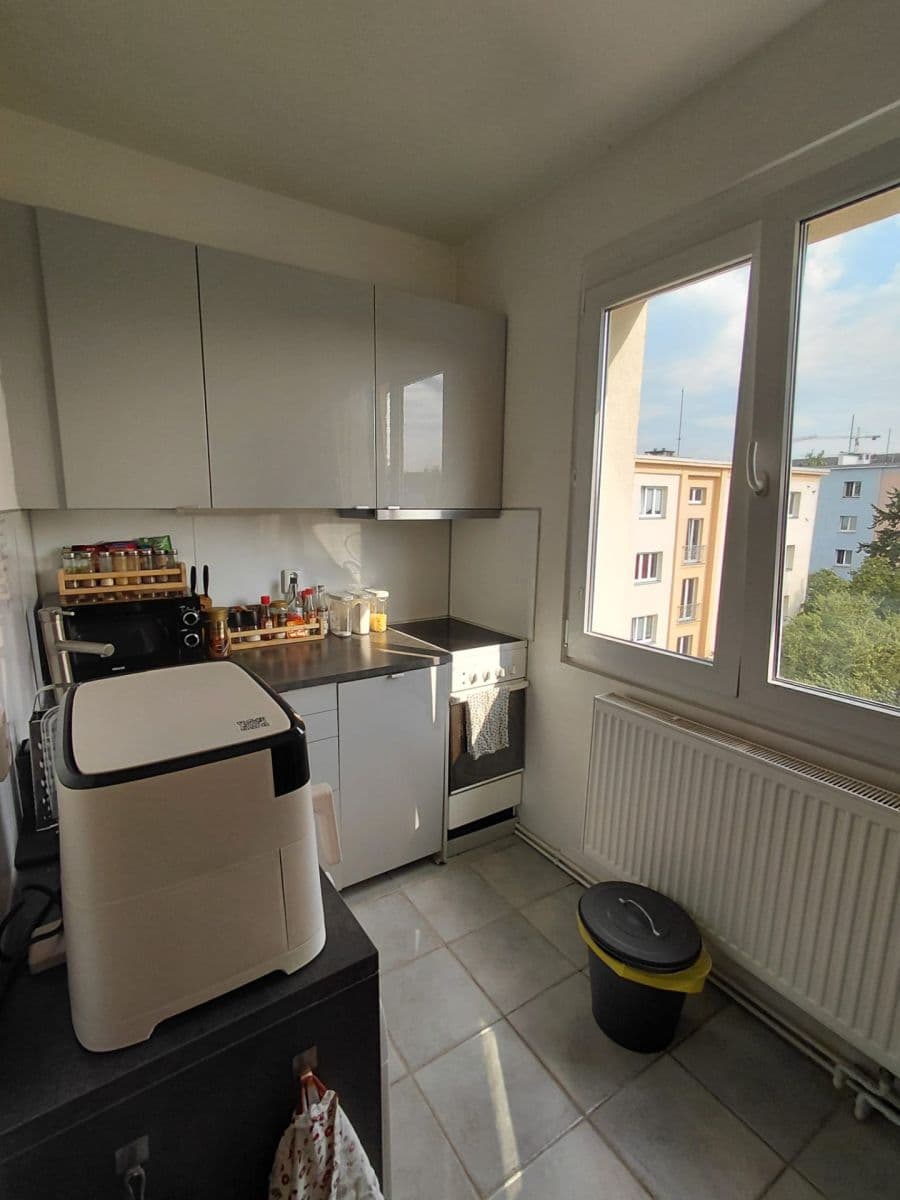 Pronájem bytu 2+1 46 m², Krupská, Praha, Praha Pronájem bytu 2+1 46 m², Krupská, Praha, Praha