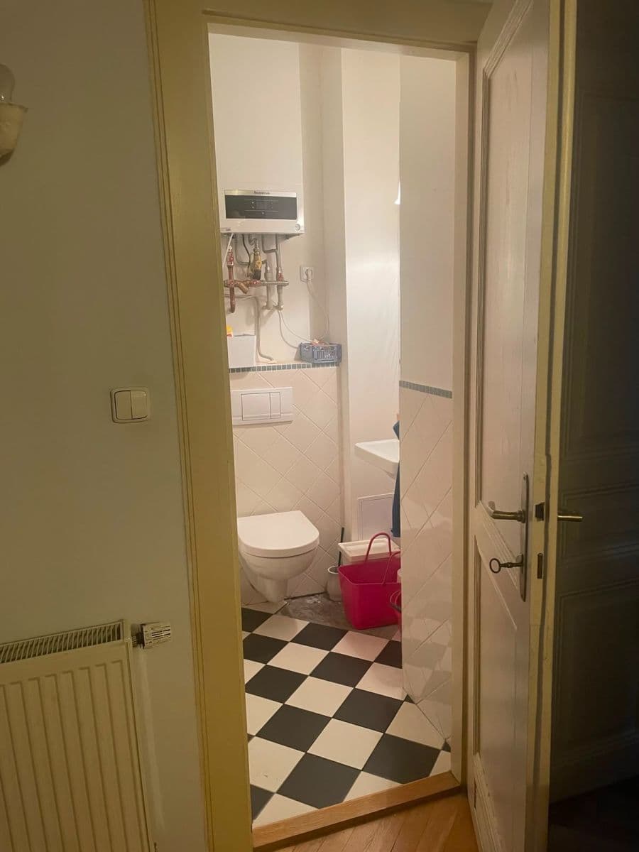 Pronájem bytu 3+1 78 m², Viktora Huga, Praha, Praha Pronájem bytu 3+1 78 m², Viktora Huga, Praha, Praha