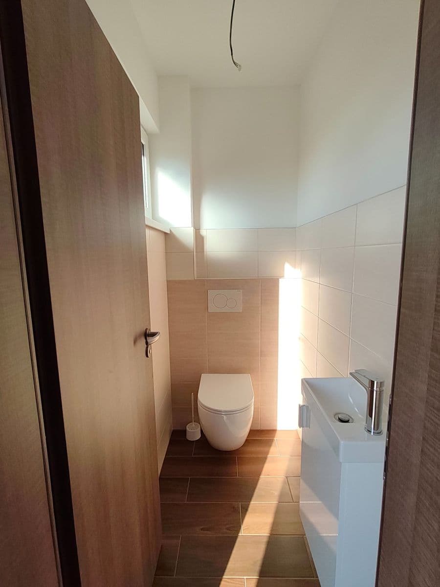 Prodej domu 94 m², pozemek 600 m², Hrubínova, Vlašim, Středočeský kraj Prodej domu 94 m², pozemek 600 m², Hrubínova, Vlašim, Středočeský kraj