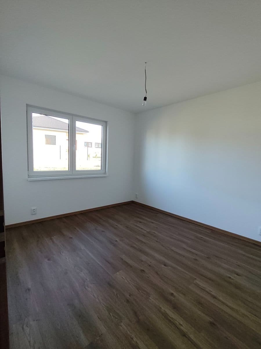 Prodej domu 94 m², pozemek 600 m², Hrubínova, Vlašim, Středočeský kraj Prodej domu 94 m², pozemek 600 m², Hrubínova, Vlašim, Středočeský kraj