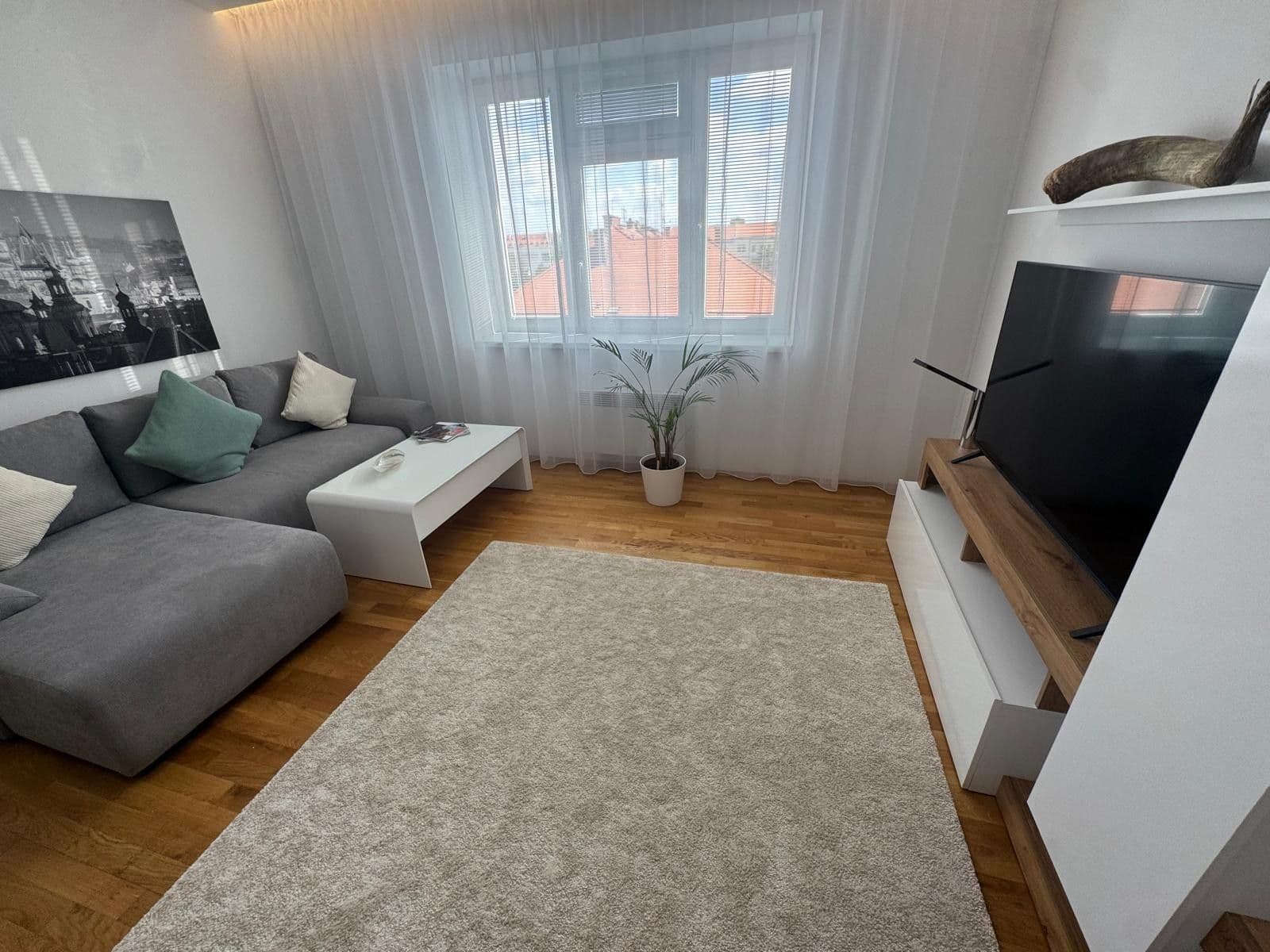 Pronájem bytu Garsoniéra 36 m², Parléřova, Praha, Praha Pronájem bytu Garsoniéra 36 m², Parléřova, Praha, Praha