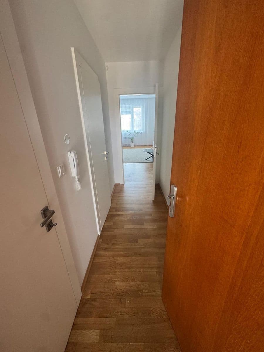 Pronájem bytu Garsoniéra 36 m², Parléřova, Praha, Praha Pronájem bytu Garsoniéra 36 m², Parléřova, Praha, Praha