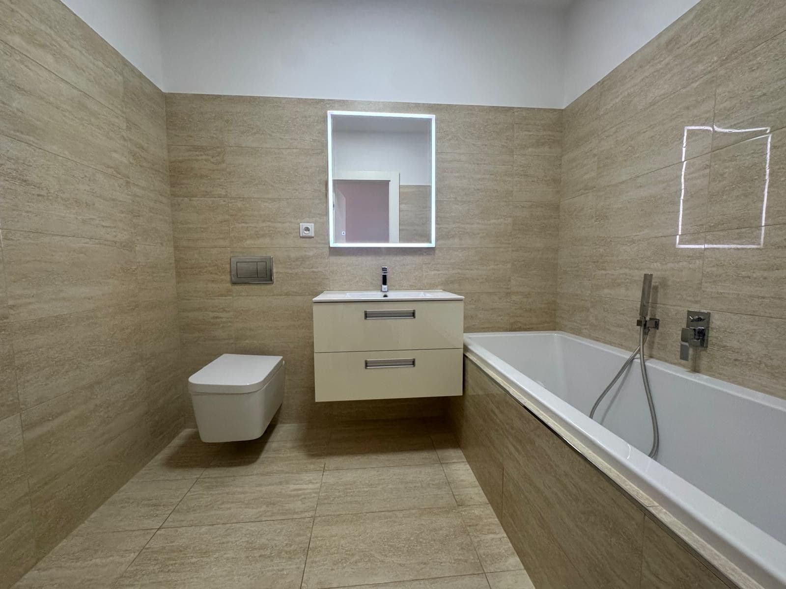 Pronájem bytu Garsoniéra 36 m², Parléřova, Praha, Praha Pronájem bytu Garsoniéra 36 m², Parléřova, Praha, Praha