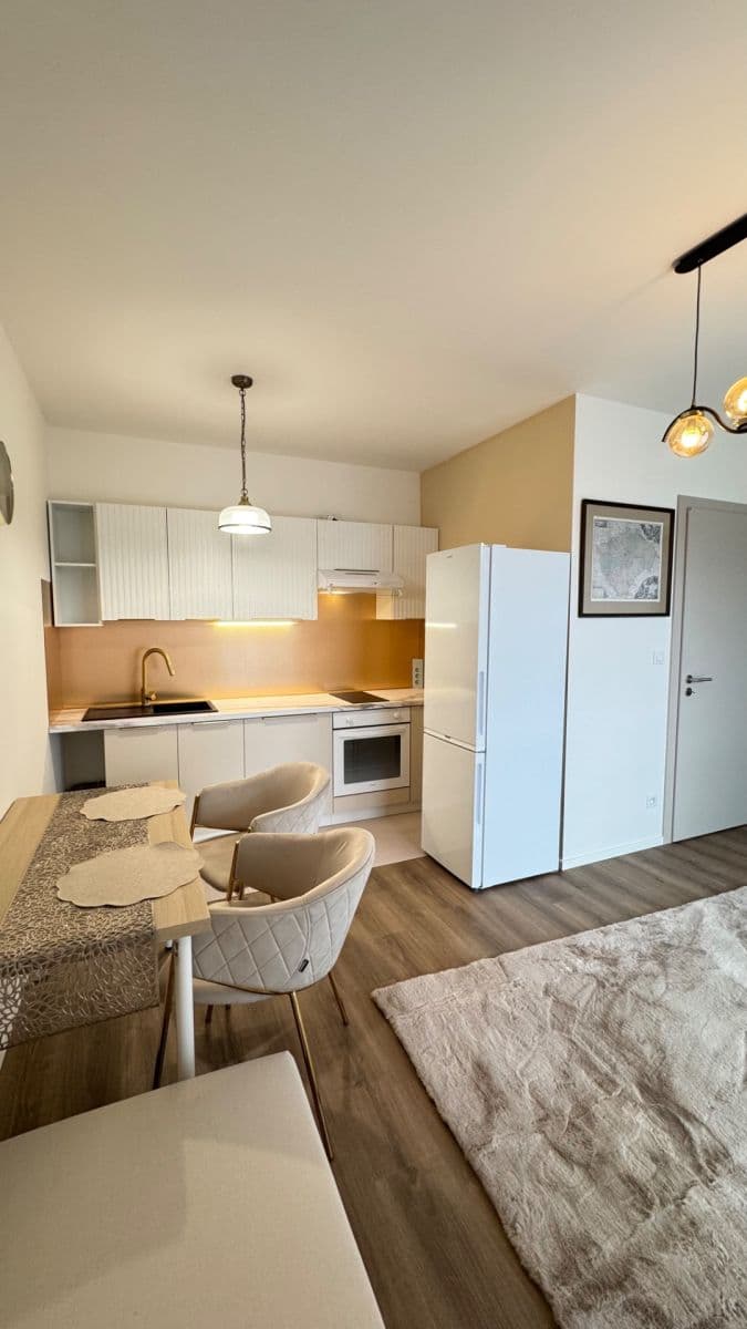 Pronájem bytu 2+kk 34 m², Arnošta Valenty, Praha, Praha Pronájem bytu 2+kk 34 m², Arnošta Valenty, Praha, Praha