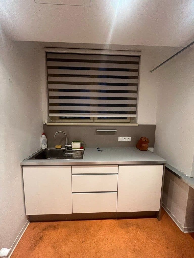 Pronájem nebytového prostoru 29 m², Milady Horákové, Praha, Praha Pronájem nebytového prostoru 29 m², Milady Horákové, Praha, Praha