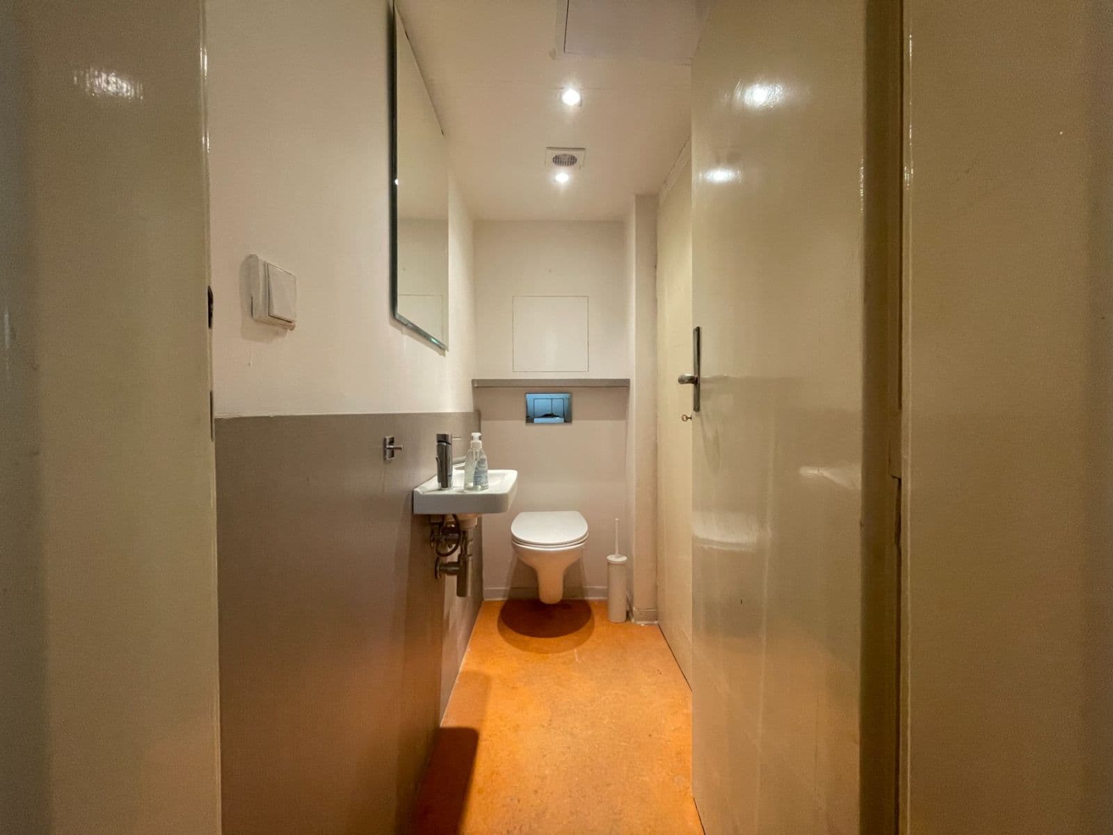 Pronájem nebytového prostoru 29 m², Milady Horákové, Praha, Praha Pronájem nebytového prostoru 29 m², Milady Horákové, Praha, Praha